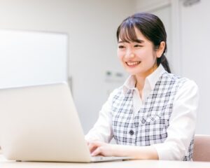 採用　医療事務｜医療法人好縁会