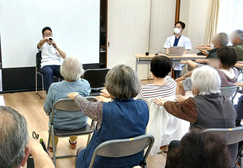 山川療法士による準備体操｜下寺家地域サロンいきいき 健康講座