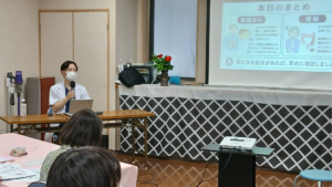 下山記念クリニック（東広島） 岩本院長が西条酒蔵通りオレンジカフェ一水で「膵臓がんの早期発見と便秘」をテーマに健康講座を開催｜東広島市の消化器内科